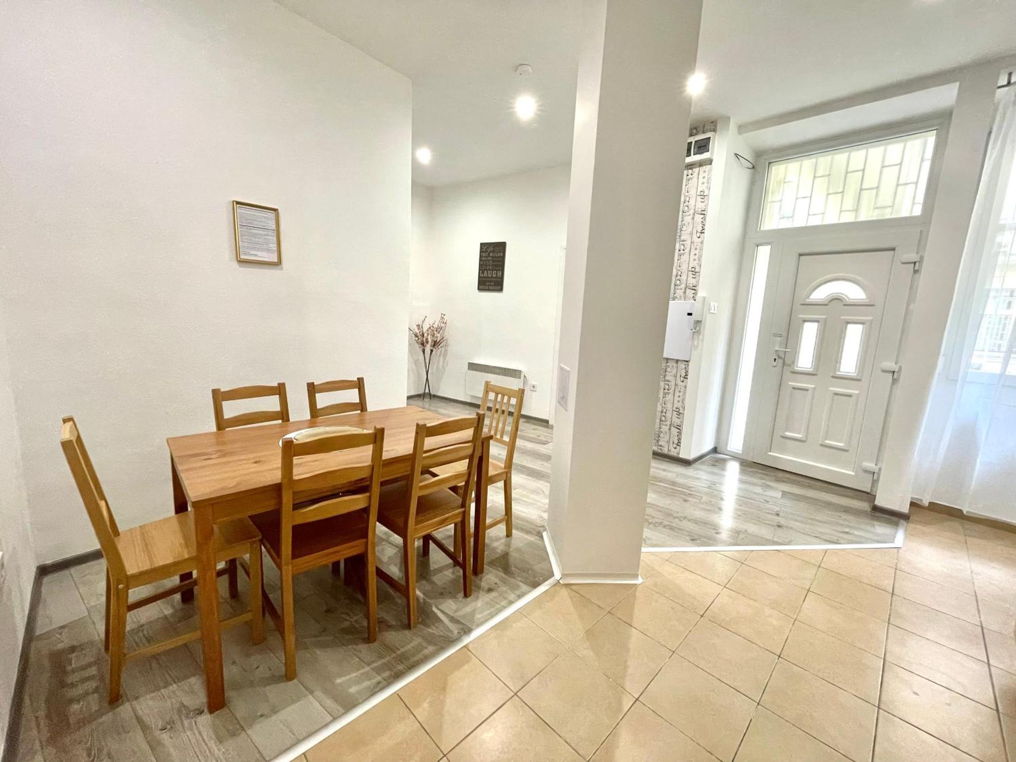 Relax Home With 2 Bedroom, 2 Bathroom For 6 People In The City Centre Free Coffee Budapest Esterno foto