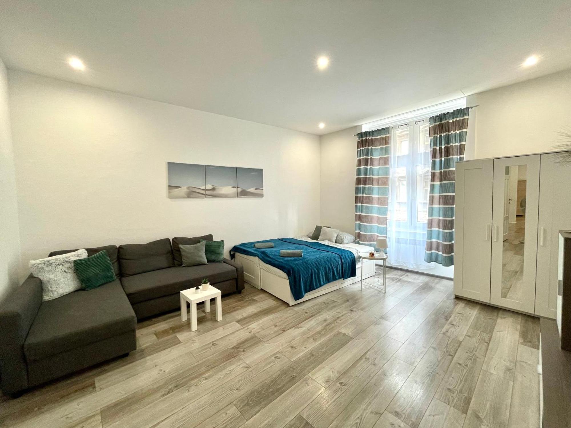 Relax Home With 2 Bedroom, 2 Bathroom For 6 People In The City Centre Free Coffee Budapest Esterno foto