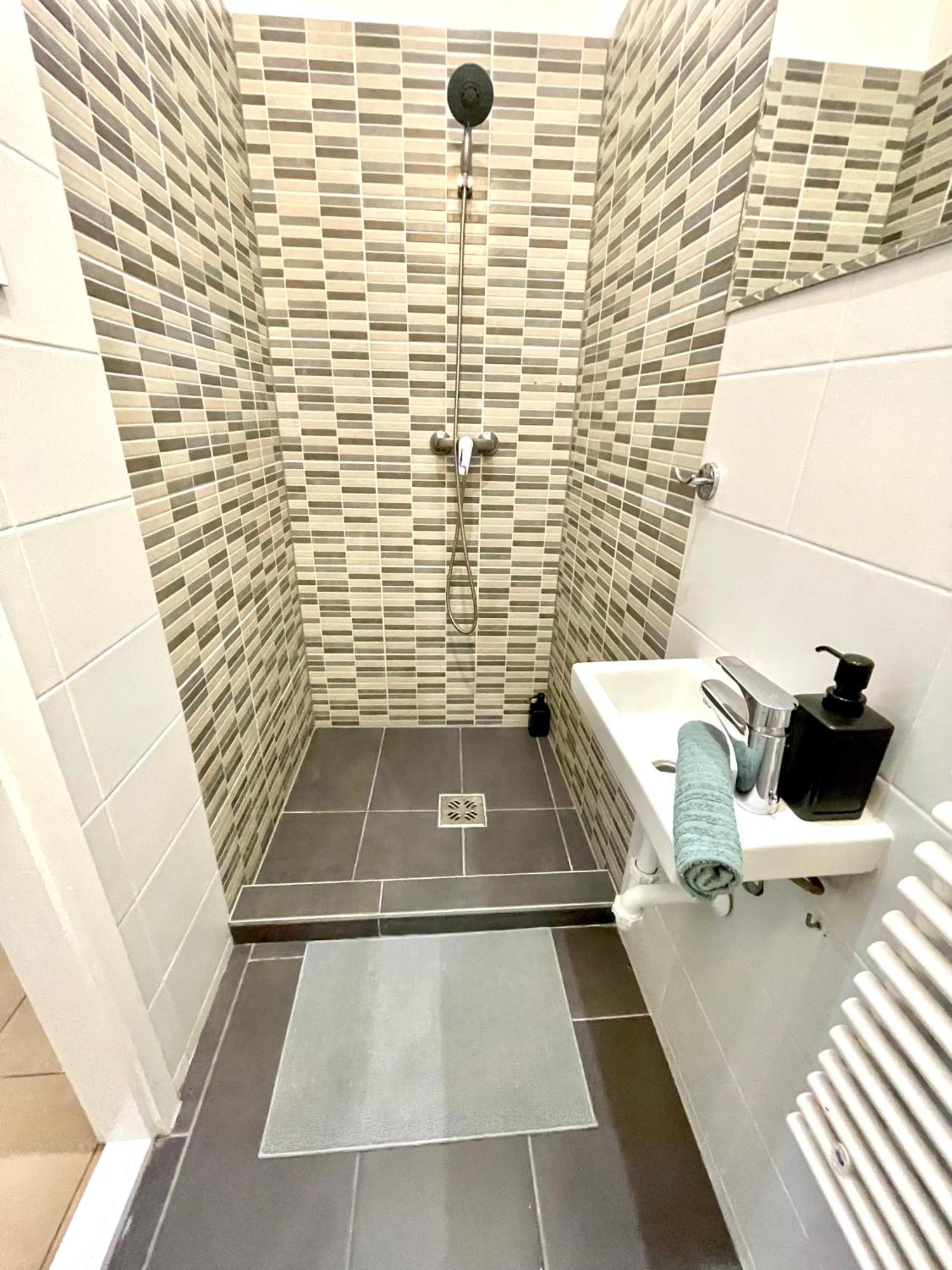 Relax Home With 2 Bedroom, 2 Bathroom For 6 People In The City Centre Free Coffee Budapest Esterno foto